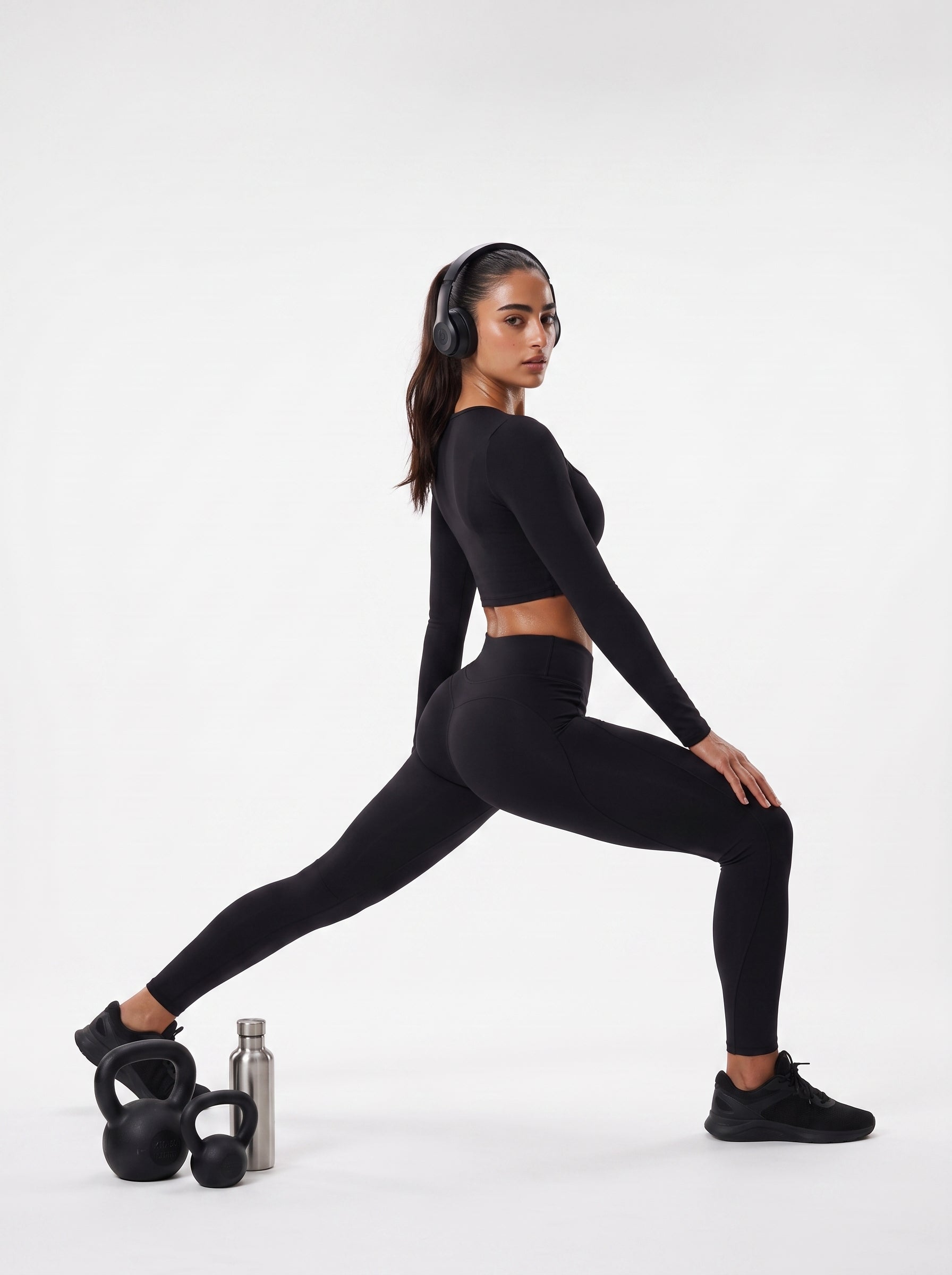 Black Full Sleeves Crop Top