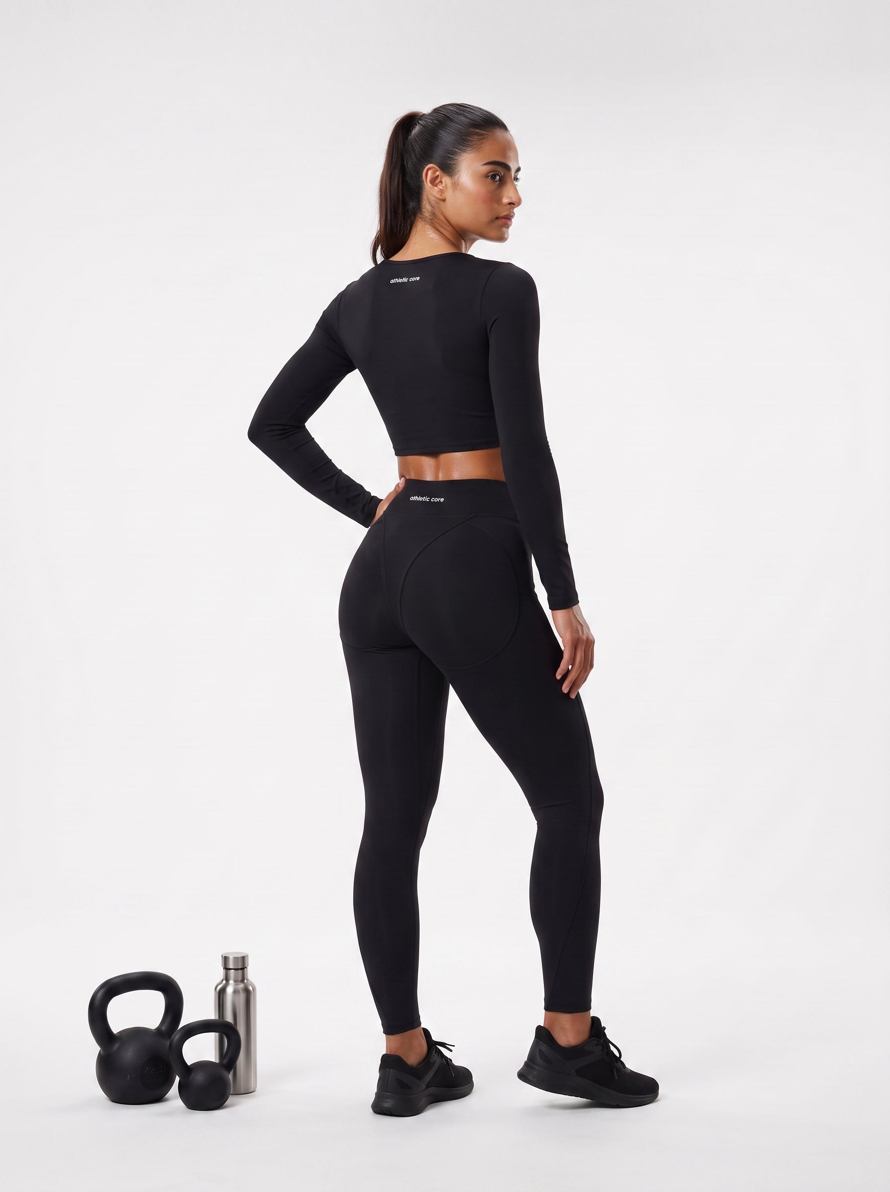 Black Full Sleeves Crop Top
