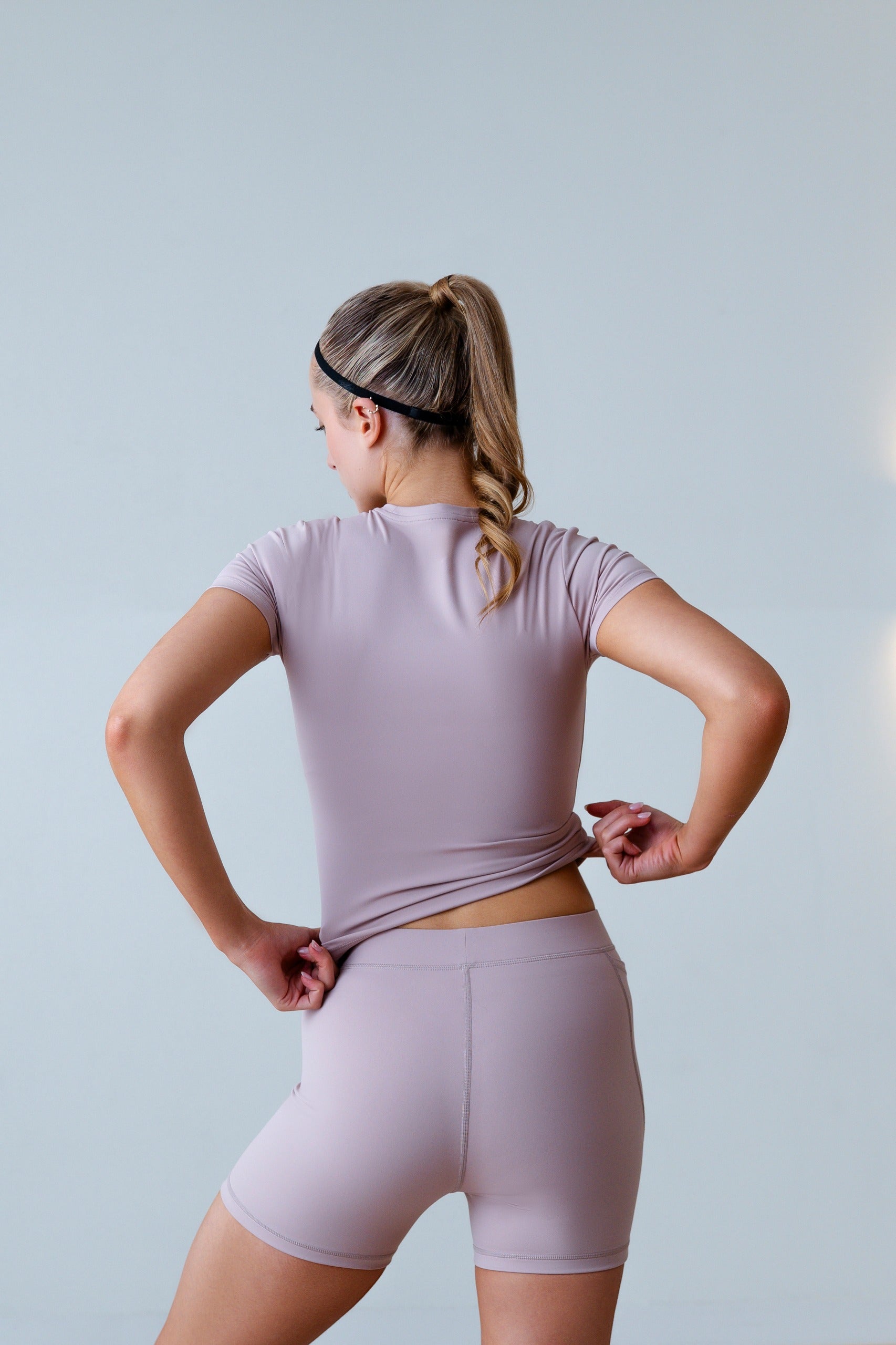 CORESCULPT SHORTS WITH POCKETS TAUPE